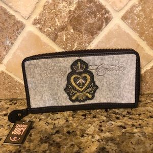 Juicy couture velour wallet